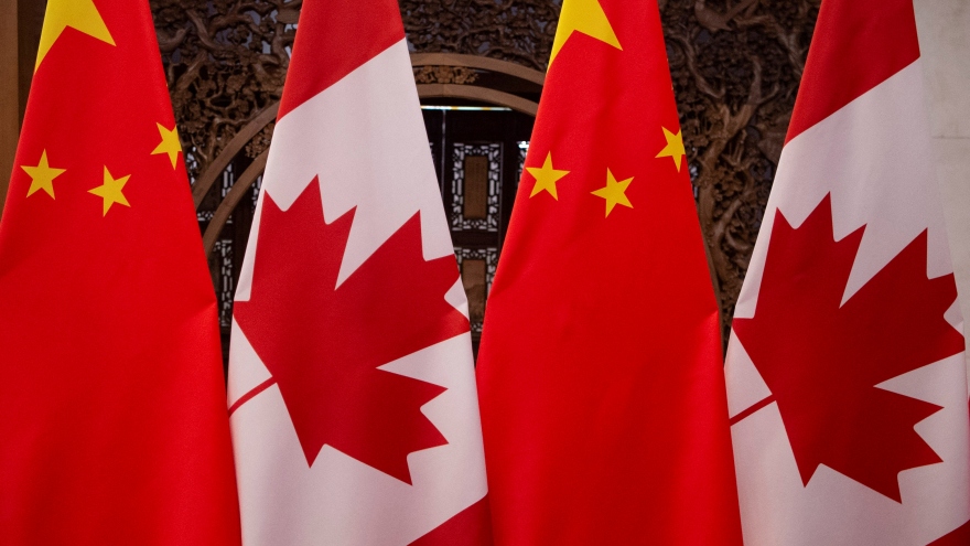 Trung Quốc phản ứng vụ Canada cân nhắc trục xuất quan chức ngoại giao